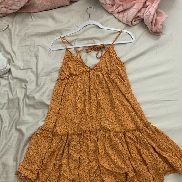 flowy burnt orange flower patterned dress - Picture 4 of 5